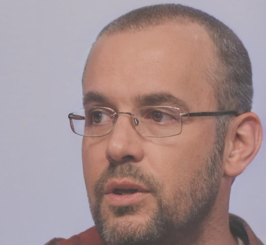 Portrait de Jean-Pierre Martin, spécialiste en pédagogie digitale